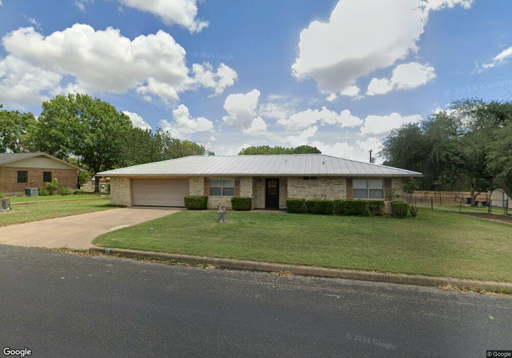 112 W Driftwood Dr, Fredericksburg, TX 78624 - photo 1