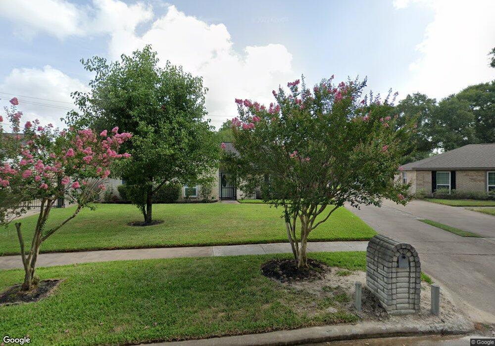 5447 Alba Rd, Houston, TX 77091 - photo 1