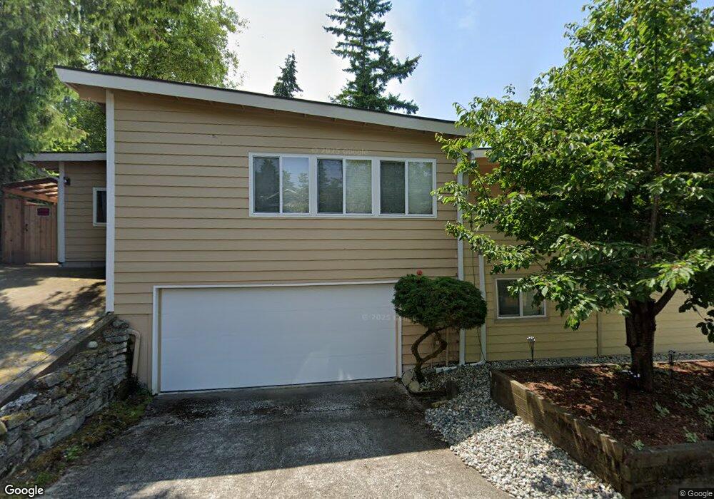 9520 Forest Dell Dr, Edmonds, WA 98020 - photo 1