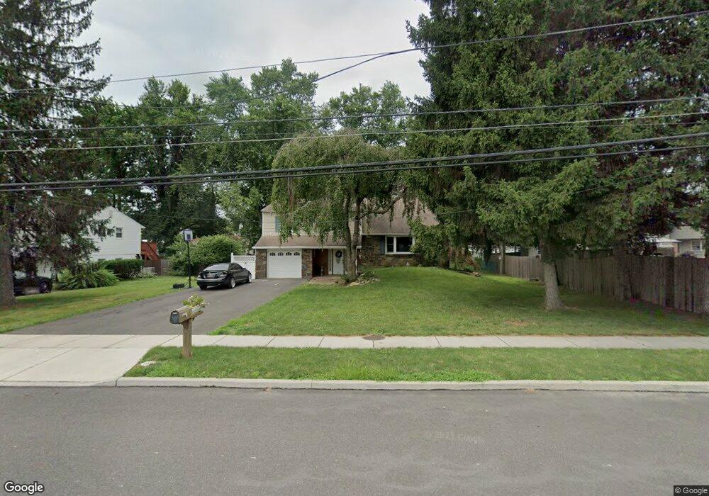 198 Walton Dr, Morrisville, PA 19067 - photo 1