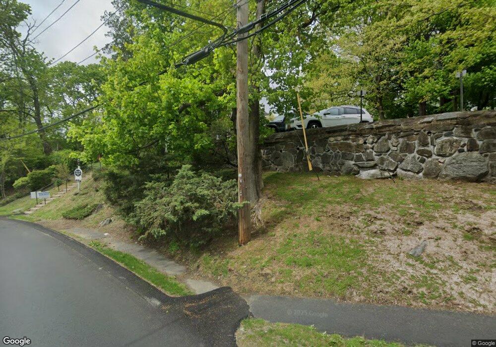 144 N State Rd unit 2nd floor, Briarcliff Manor, NY 10510 - photo 1