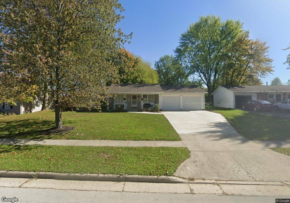 614 N Blackhoof St, Wapakoneta, OH 45895 - photo 1