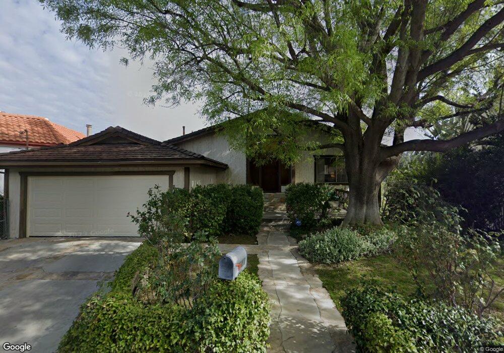 5154 Calatrana Dr, Woodland Hills, CA 91364 - photo 1