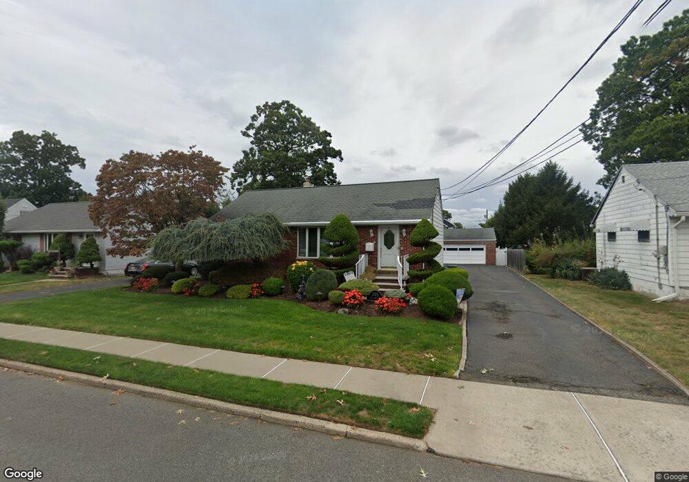 305 Hayes Dr, Saddle Brook, NJ 07663 - photo 1