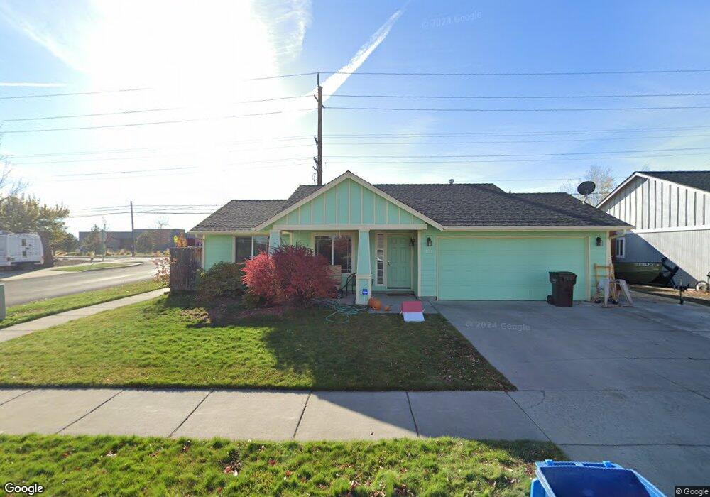 101 NW Antler Loop, Redmond, OR 97756 - photo 1