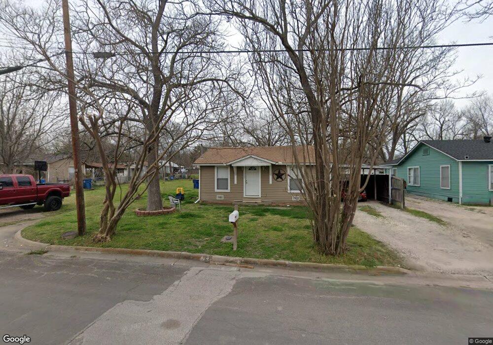 1720 W 12th Ave, Corsicana, TX 75110 - photo 1