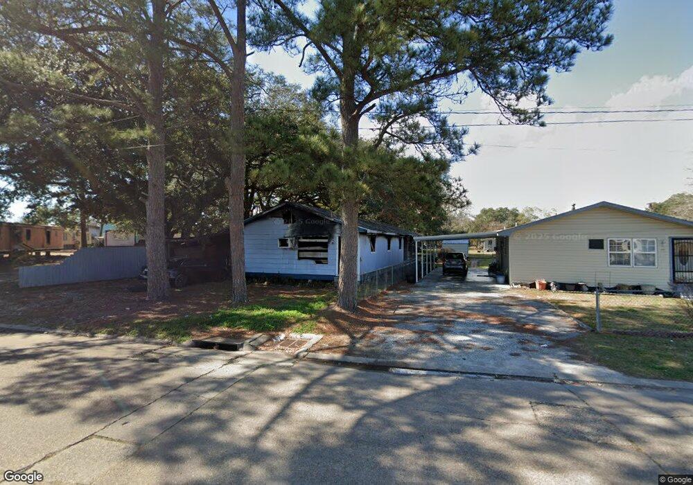 1410 Fulton St, New Iberia, LA 70560 - photo 1