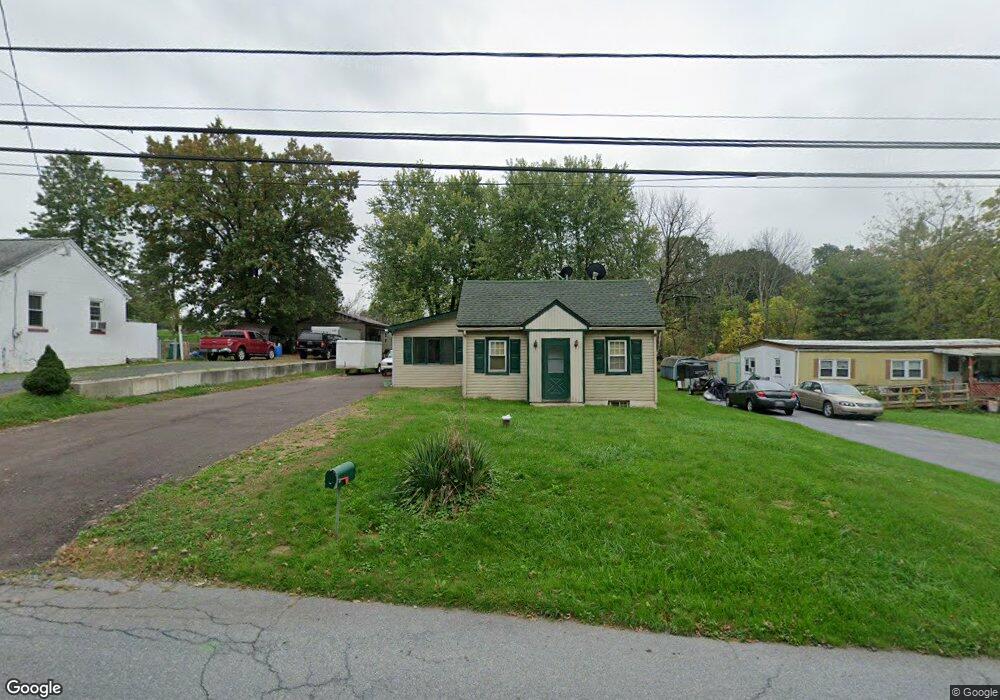 627 Constitution Ave, Pottstown, PA 19464 - photo 1