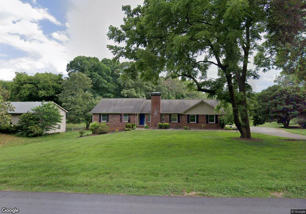 4615 Hiawatha Dr, Gainesville, GA 30506 - photo 1