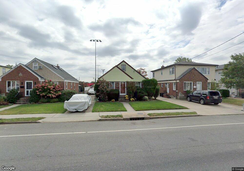 161 Westbury Ave, Mineola, NY 11501 - photo 1