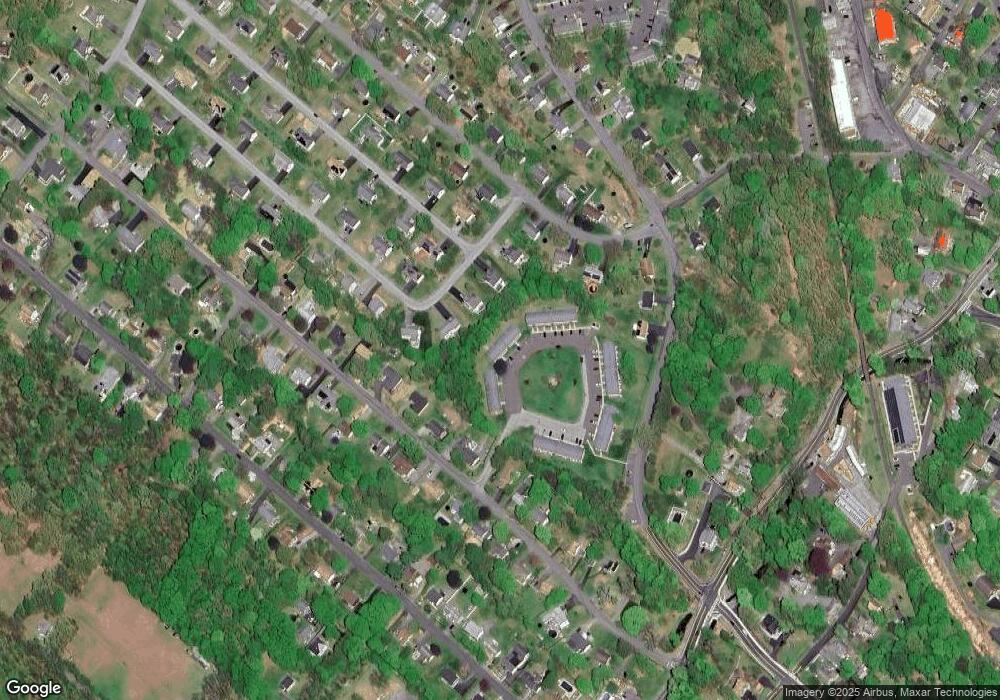 3 Orchard Hills Cir unit 4D, Highland, NY 12528 - photo 1