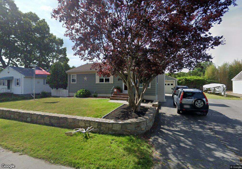 81 Church St, Fairhaven, MA 02719 - photo 1