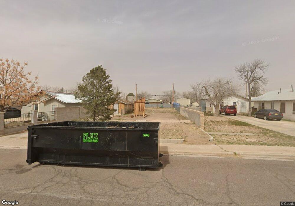 408 W Scharbauer St, Hobbs, NM 88240 - photo 1