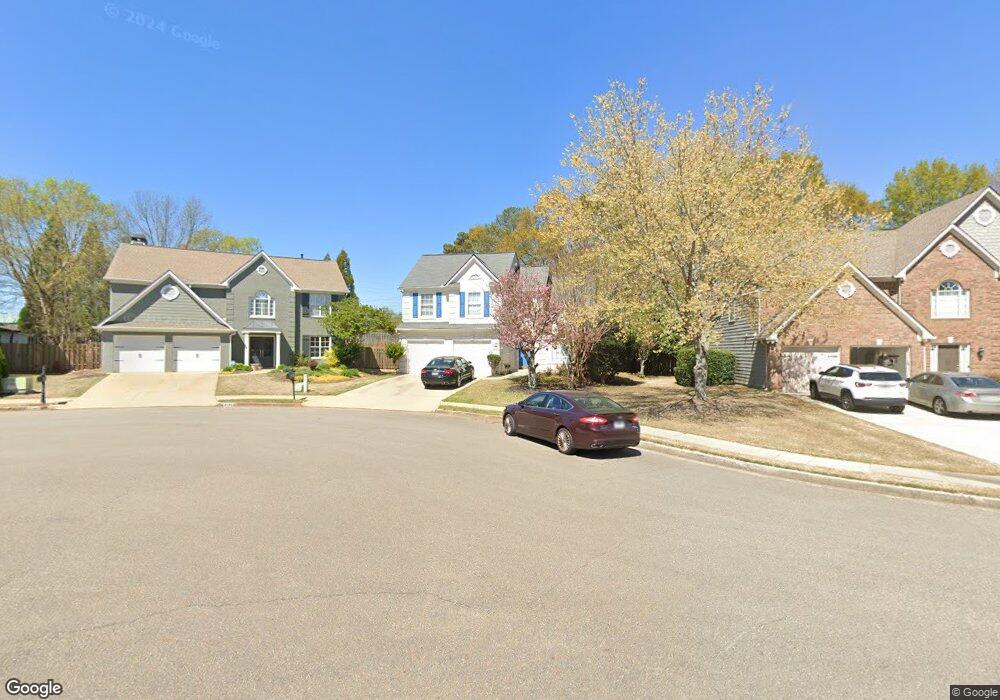 4075 Crabapple Lake Ct, Roswell, GA 30076 - photo 1