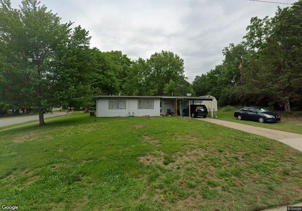 3600 SW 38th Terrace, Topeka, KS 66610 - photo 1