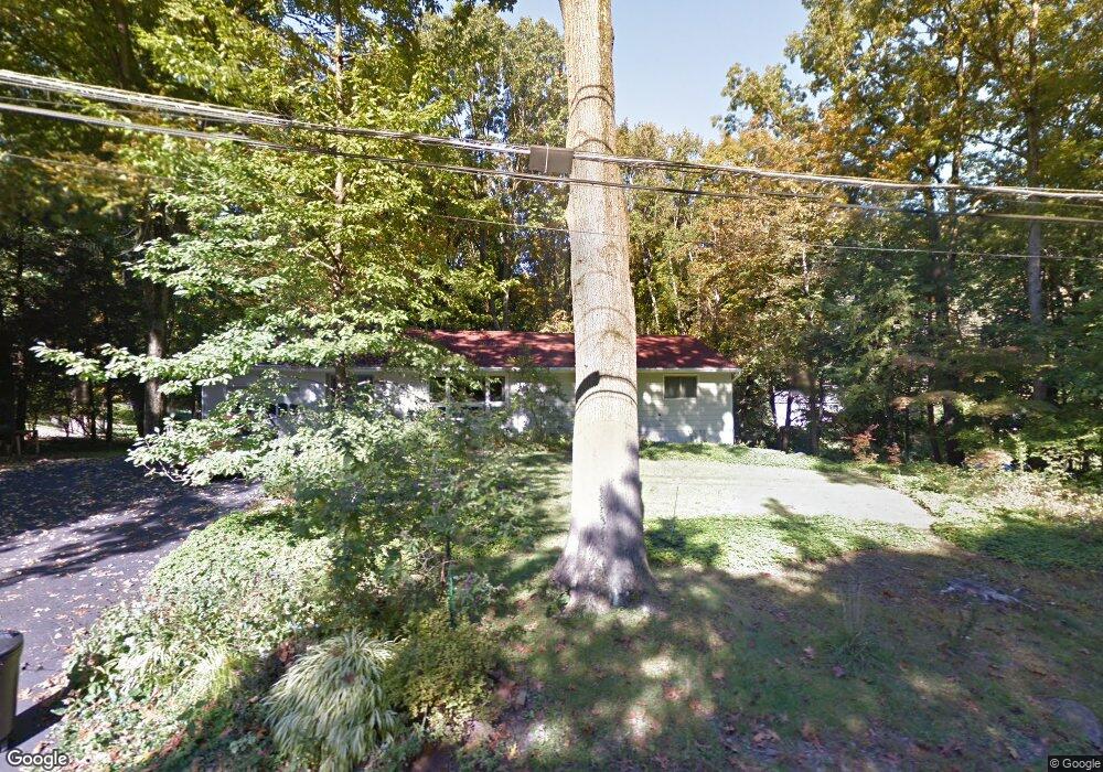 203 Cleveland Dr, Croton On Hudson, NY 10520 - photo 1