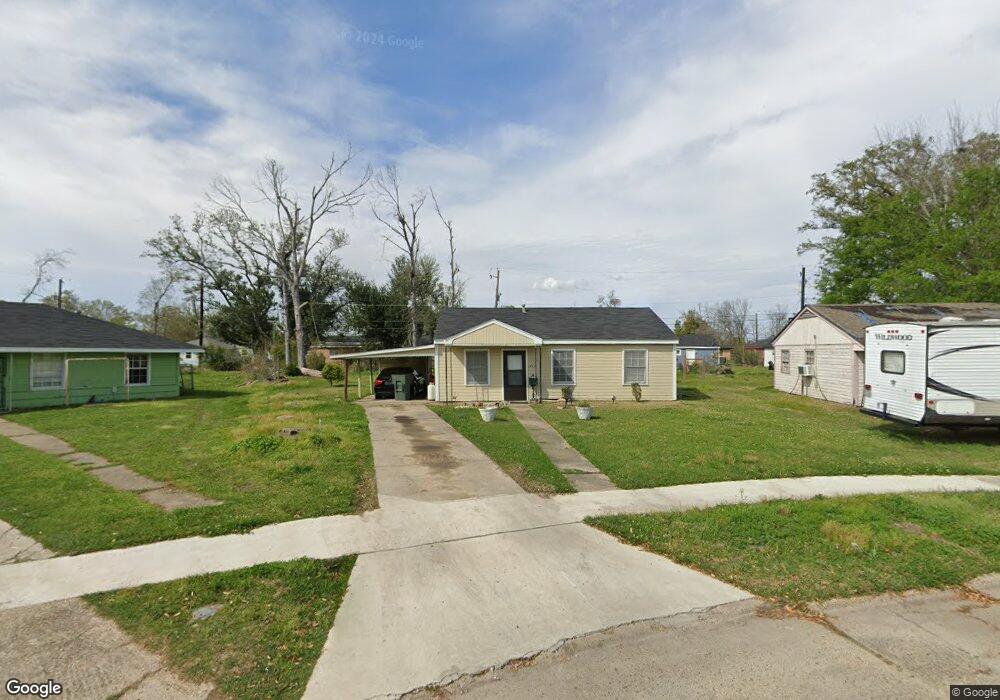 1731 Broadmoor Dr, Lake Charles, LA 70601 - photo 1