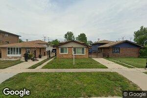 2626 E Goodrich Ave, Chicago, IL 60633