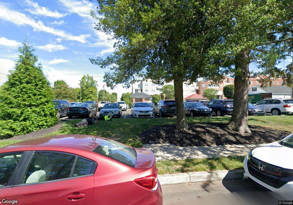 601 Walnut St, Lansdale, PA 19446 - photo 1