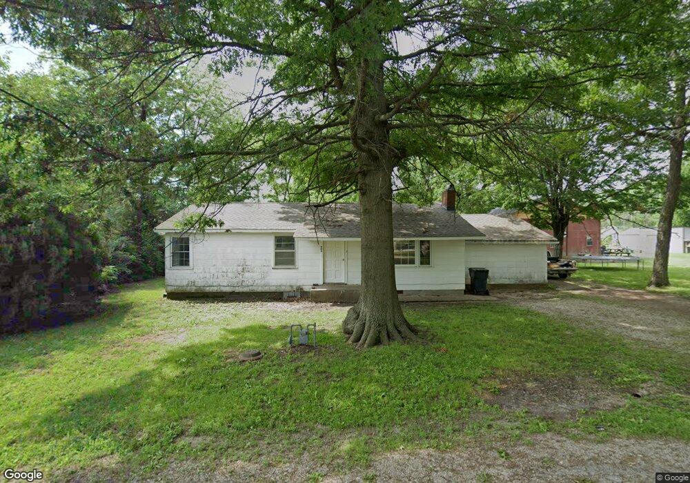 906 E 3rd St, Altamont, KS 67330 - photo 1