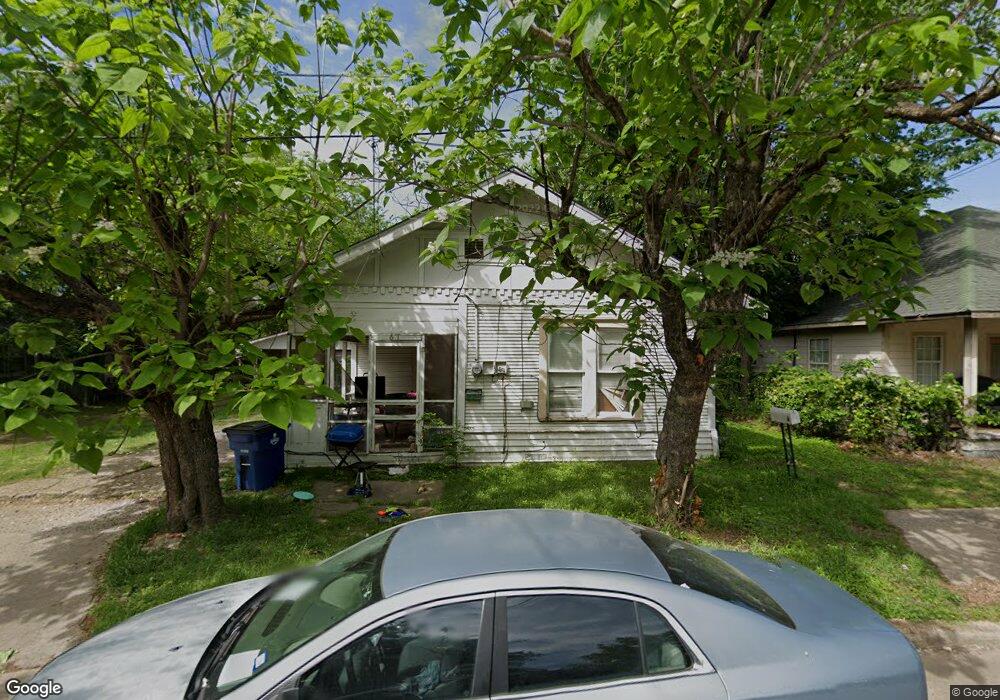 611 S Dallas St, Ennis, TX 75119 - photo 1