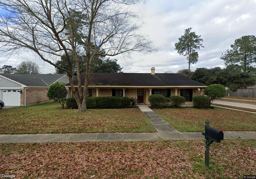 711 S Lake Verret Ct, Slidell, LA 70461 - photo 1