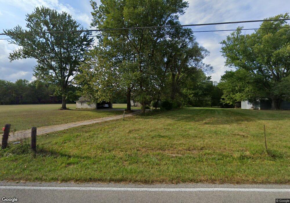 7440 W Goeller Rd, Columbus, IN 47201 - photo 1