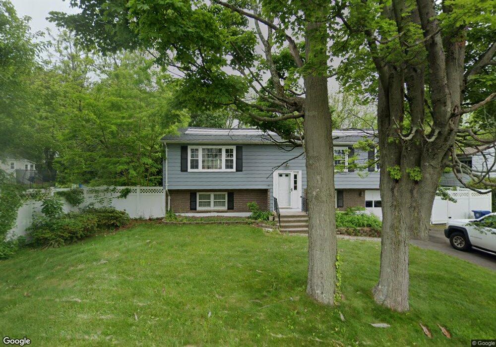 2 Hubbard Rd, West Haven, CT 06516 - photo 1