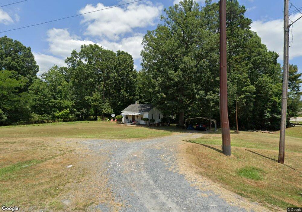 2040 Carl Dr, Asheboro, NC 27203 - photo 1