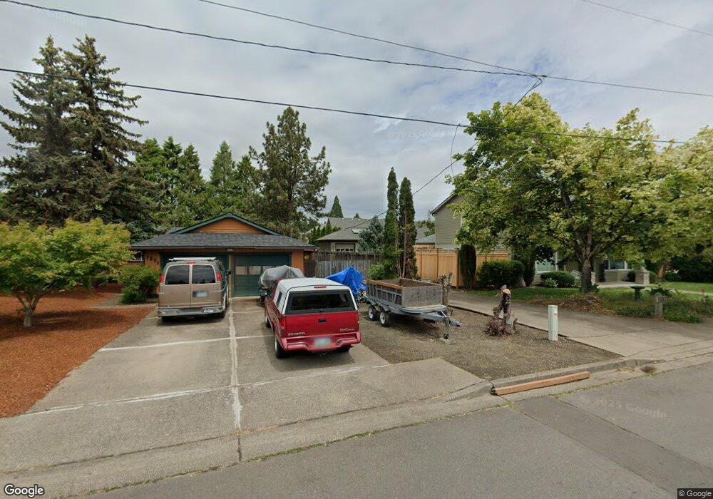 1269 Crenshaw Rd, Eugene, OR 97401 - photo 1