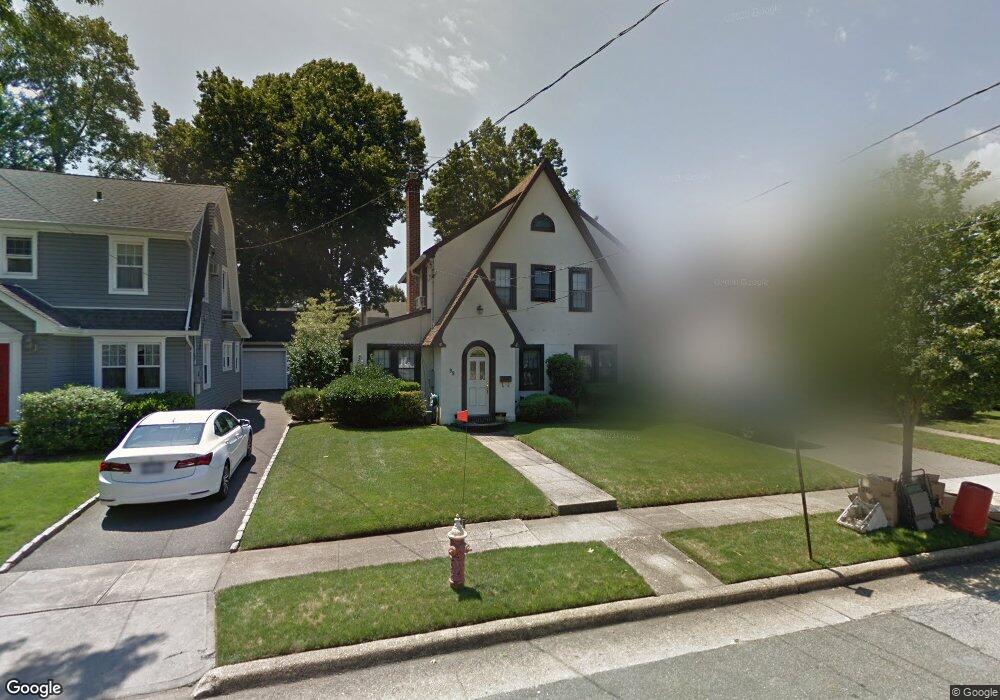 99 Woodnut Place, Mineola, NY 11501 - photo 1