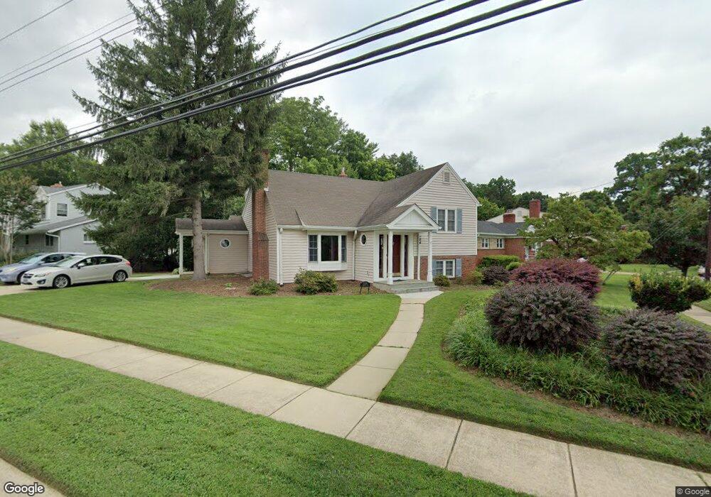 11201 Waycross Way, Kensington, MD 20895 - photo 1