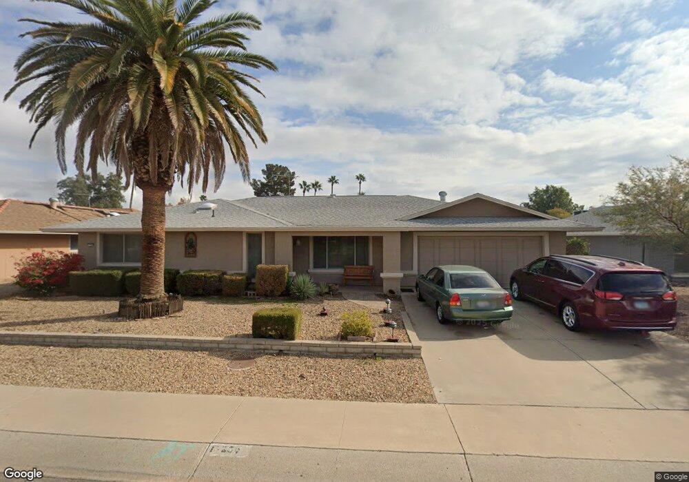 17207 N Lindgren Ave, Sun City, AZ 85373 - photo 1