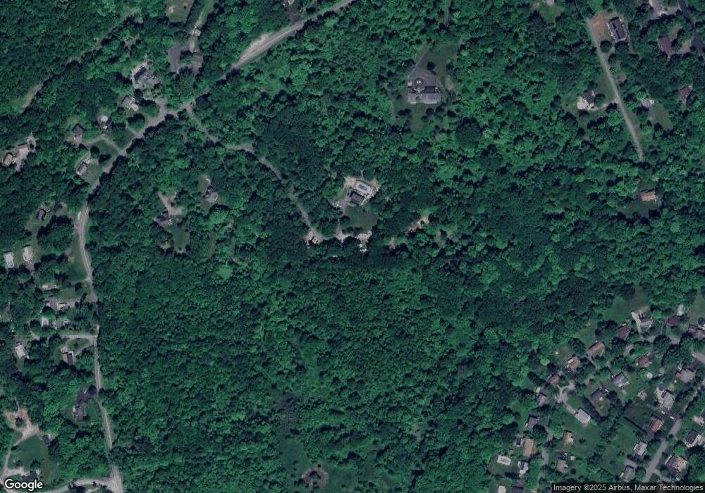 381 Cedar Hill Rd, Fishkill, NY 12524 - photo 1