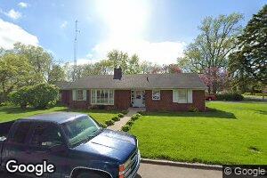208 N 5th St, Kentland, IN 47951