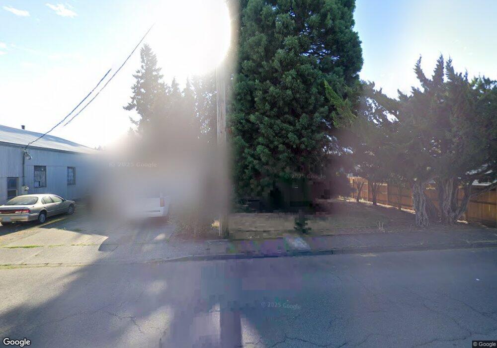 696 S Elm St, Canby, OR 97013 - photo 1