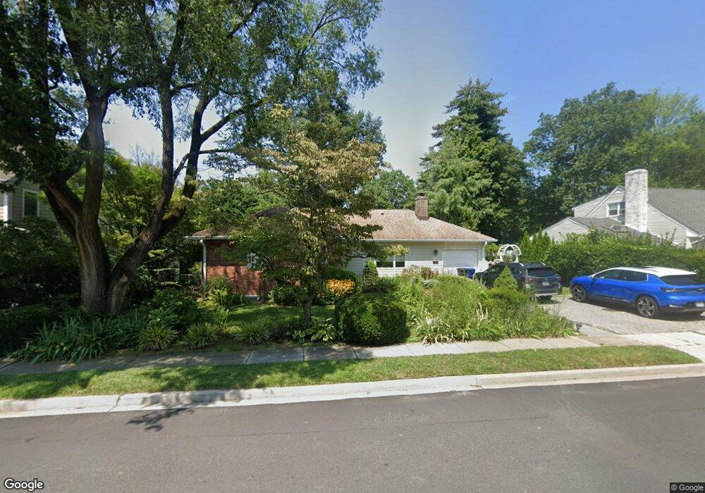 93 Plymouth Dr N, Glen Head, NY 11545 - photo 1