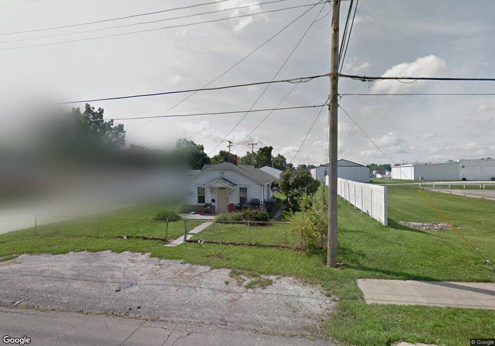 105 E School St, Anderson, IN 46012 - photo 1