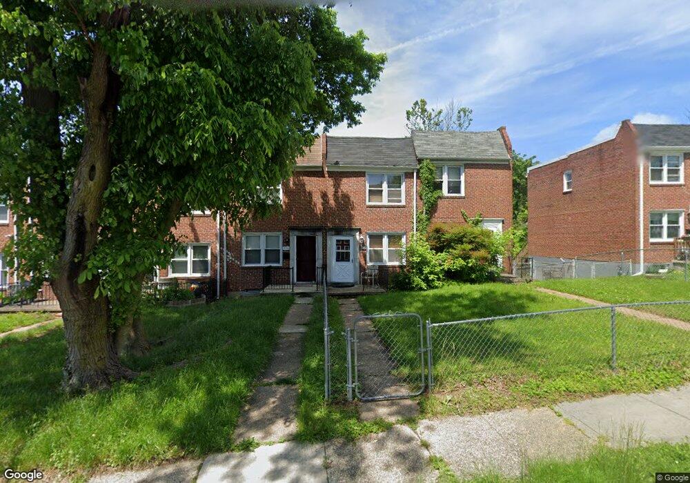 1040 Ellicott Dr, Baltimore, MD 21216 - photo 1