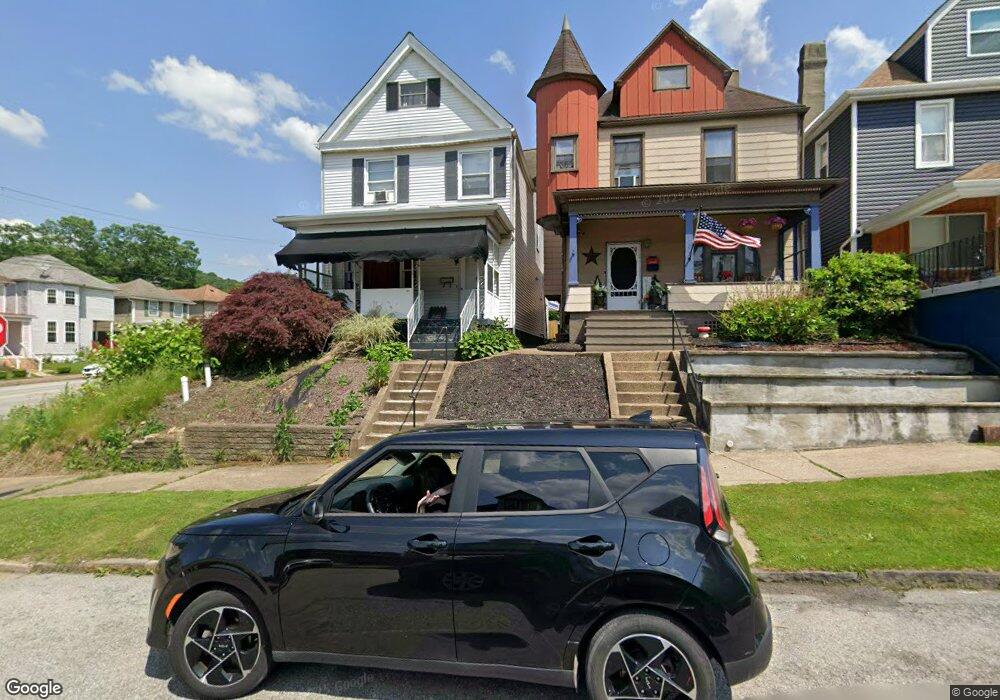 105 Sumner Ave, Vandergrift, PA 15690 - photo 1