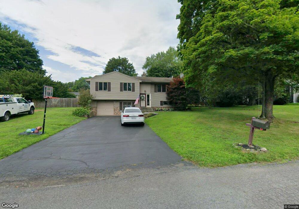 55 Birchwood Dr, Rhinebeck, NY 12572 - photo 1