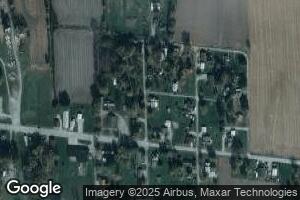 304 Main St, Hidalgo, IL 62432