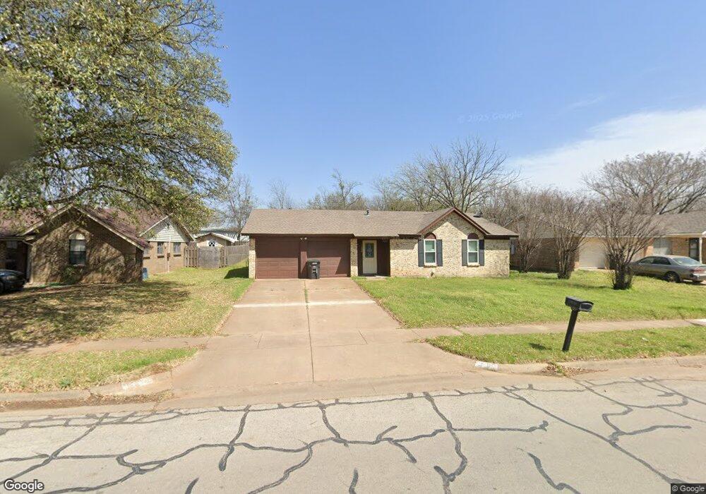1602 Holly St, Cleburne, TX 76033 - photo 1