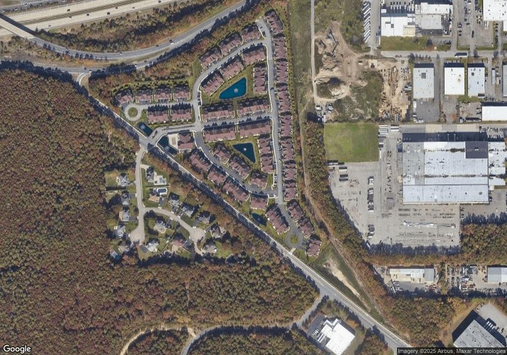 141 Johnnys Path unit 141, Bayport, NY 11705 - photo 1