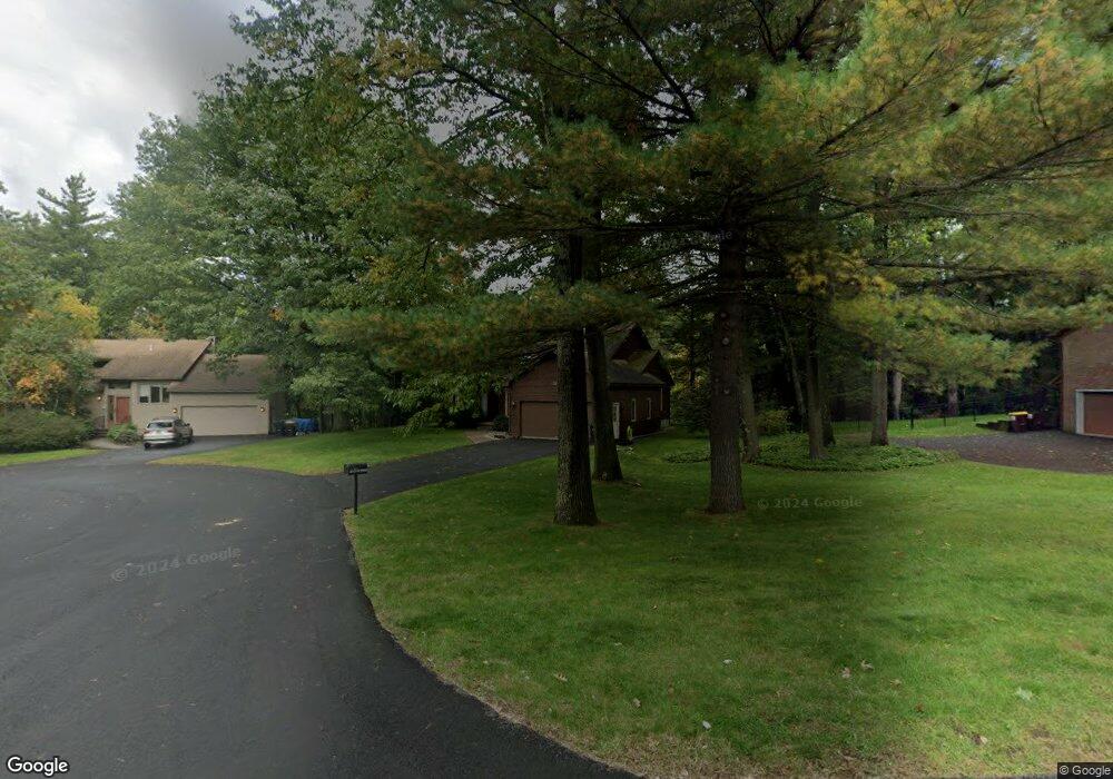 26 Oaktree Ln, Schenectady, NY 12309 - photo 1