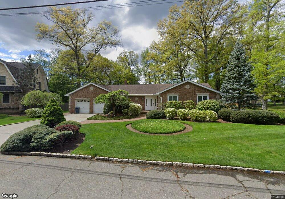 33 Glenroy Rd, Fairfield, NJ 07004 - photo 1