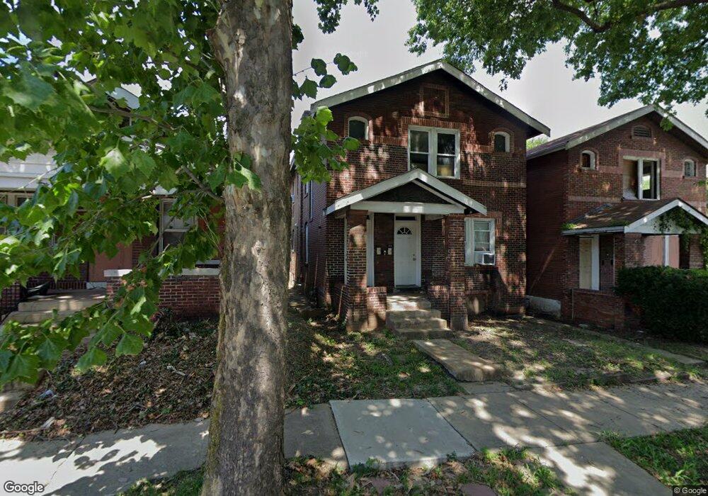 4111 N Taylor Ave, Saint Louis, MO 63115 - photo 1
