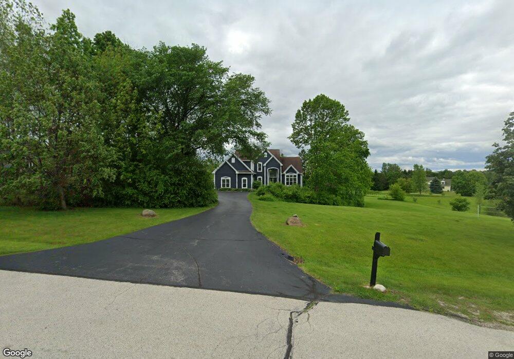 3661 High Ridge Dr, Richfield, WI 53076 - photo 1