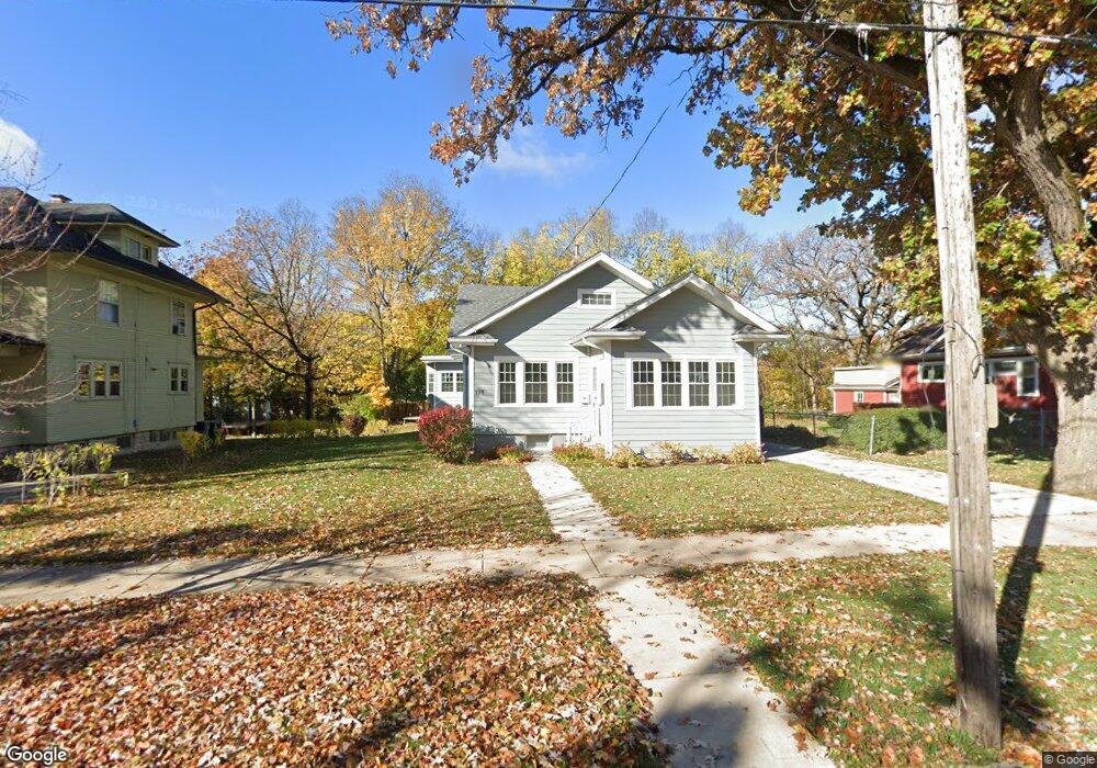 712 N Grove Ave unit 714, Elgin, IL 60120 - photo 1