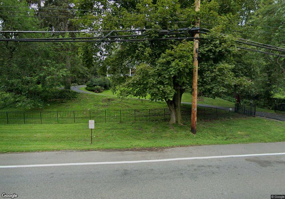 527 Grand Ave, Newburgh, NY 12550 - photo 1